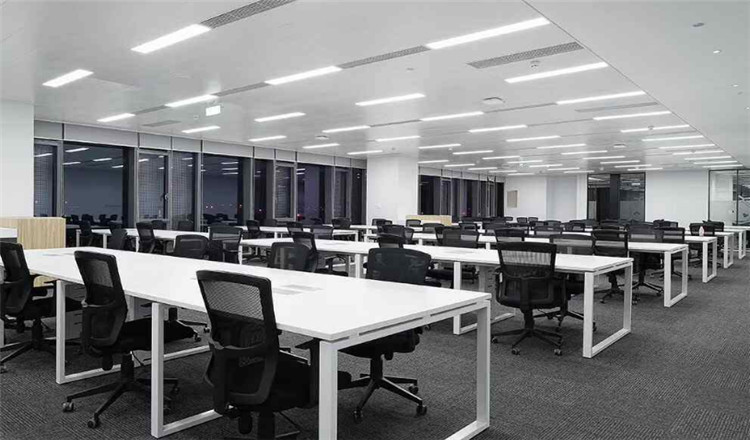 花旗集团大厦（一线江景，精装全配）中区精装修带家具