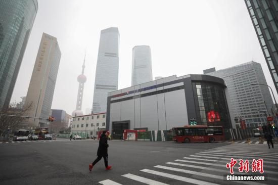 高力国际：上海核心区写字楼需求冲高回落租金将微幅下调
