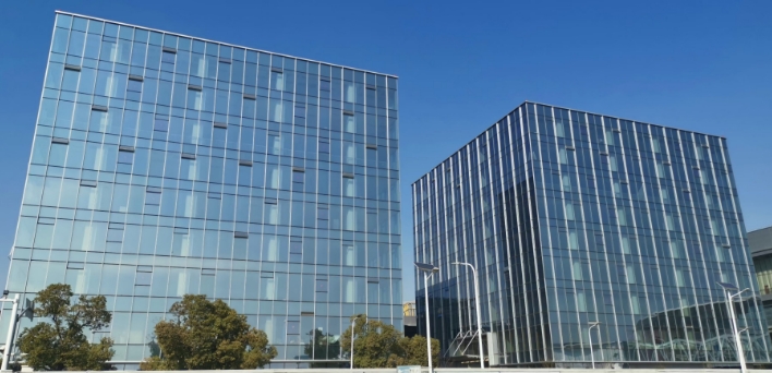 上海青浦西虹桥商务区/徐泾镇写字楼：4-5元租金，品质空间等你来