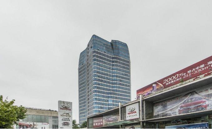 探访上海外经大厦，领略20层高楼宇的现代商务魅力