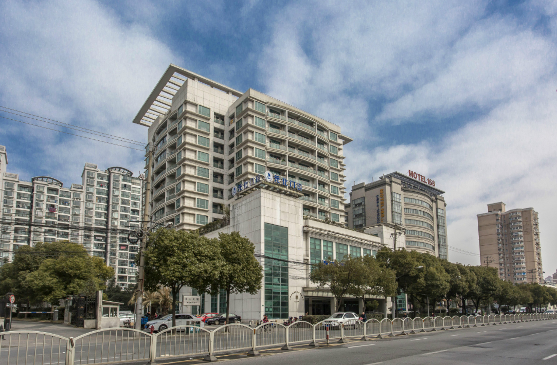 上海天山大厦：优雅舒适办公环境，助力企业稳健发展