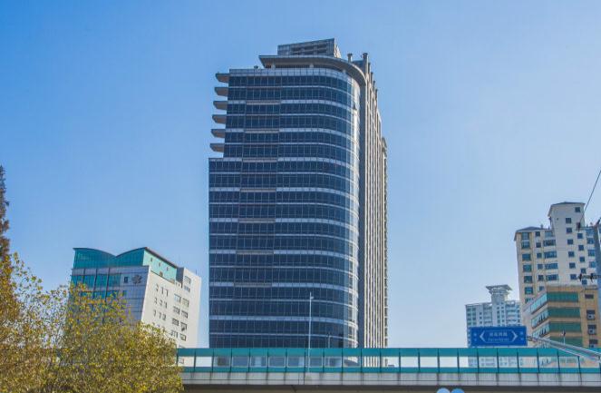 上海龙峰大厦：现代商务典范，引领企业新未来