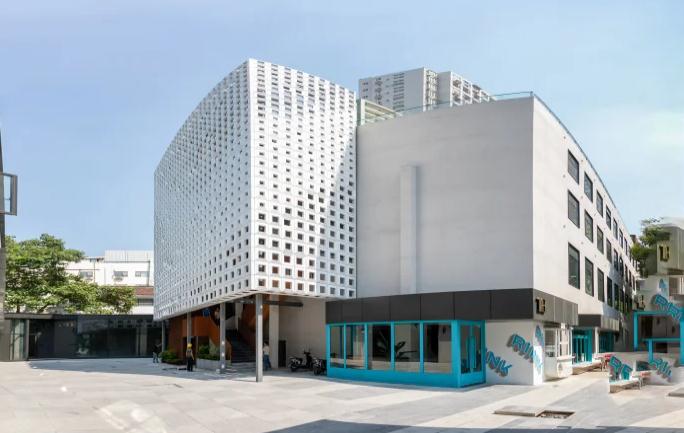 上海静安区大宁/市北高新区写字楼特惠招商：7-9元租金精选