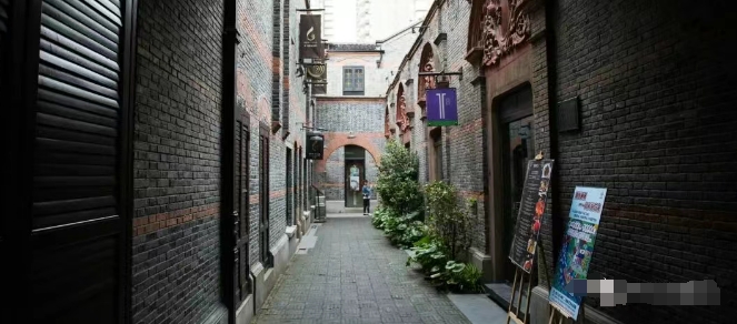 上海黄浦区出售独栋：威海路闹中取静老洋房，身份之选用途多元