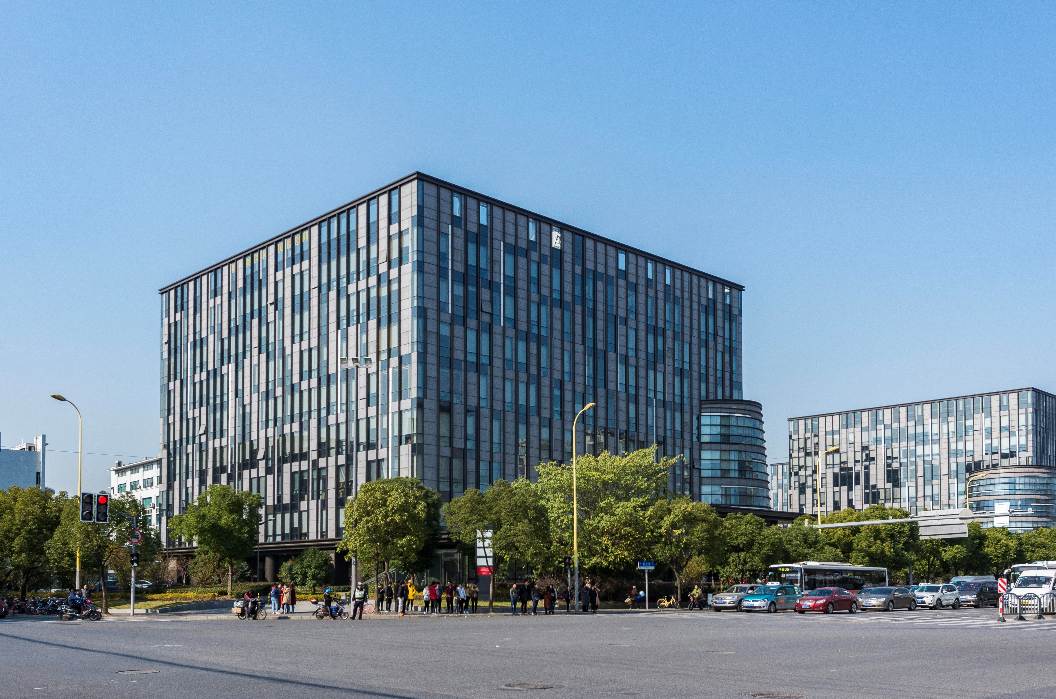 上海长宁区明基广场办公写字楼招商租赁综合评估报告：企业选址决策深度分析