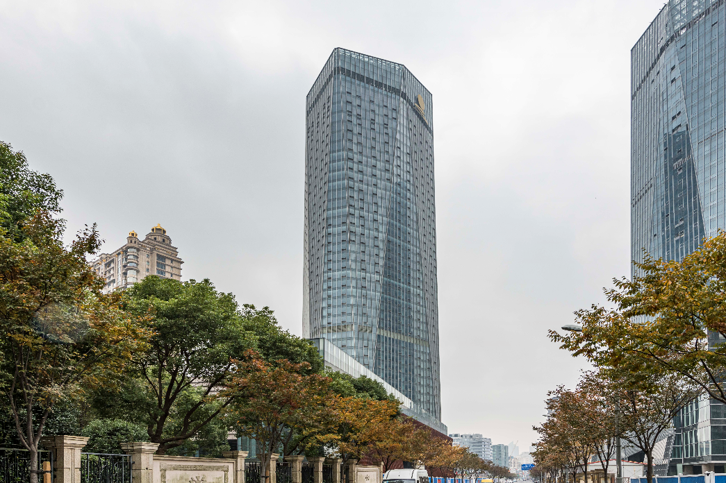 上海徐汇区阳光滨江中心办公写字楼招商租赁综合评估报告：企业选址决策深度分析