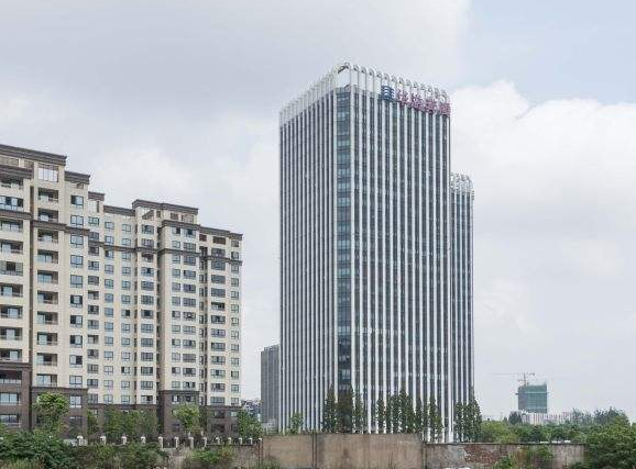 上海宝山区华滋奔腾大厦招商中心招商租赁综合评估报告：企业选址决策深度分析
