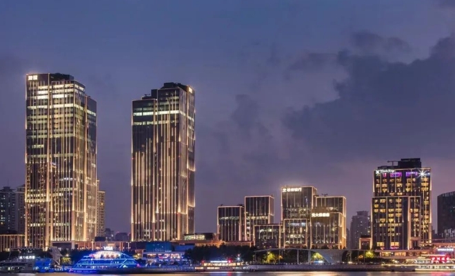 上海市黄浦区BFC外滩金融中心招商中心招商租赁综合评估报告：企业选址决策深度分析