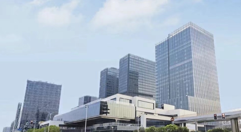上海市浦东新区前滩国际广场招商中心招商租赁综合评估报告：企业选址决策深度分析